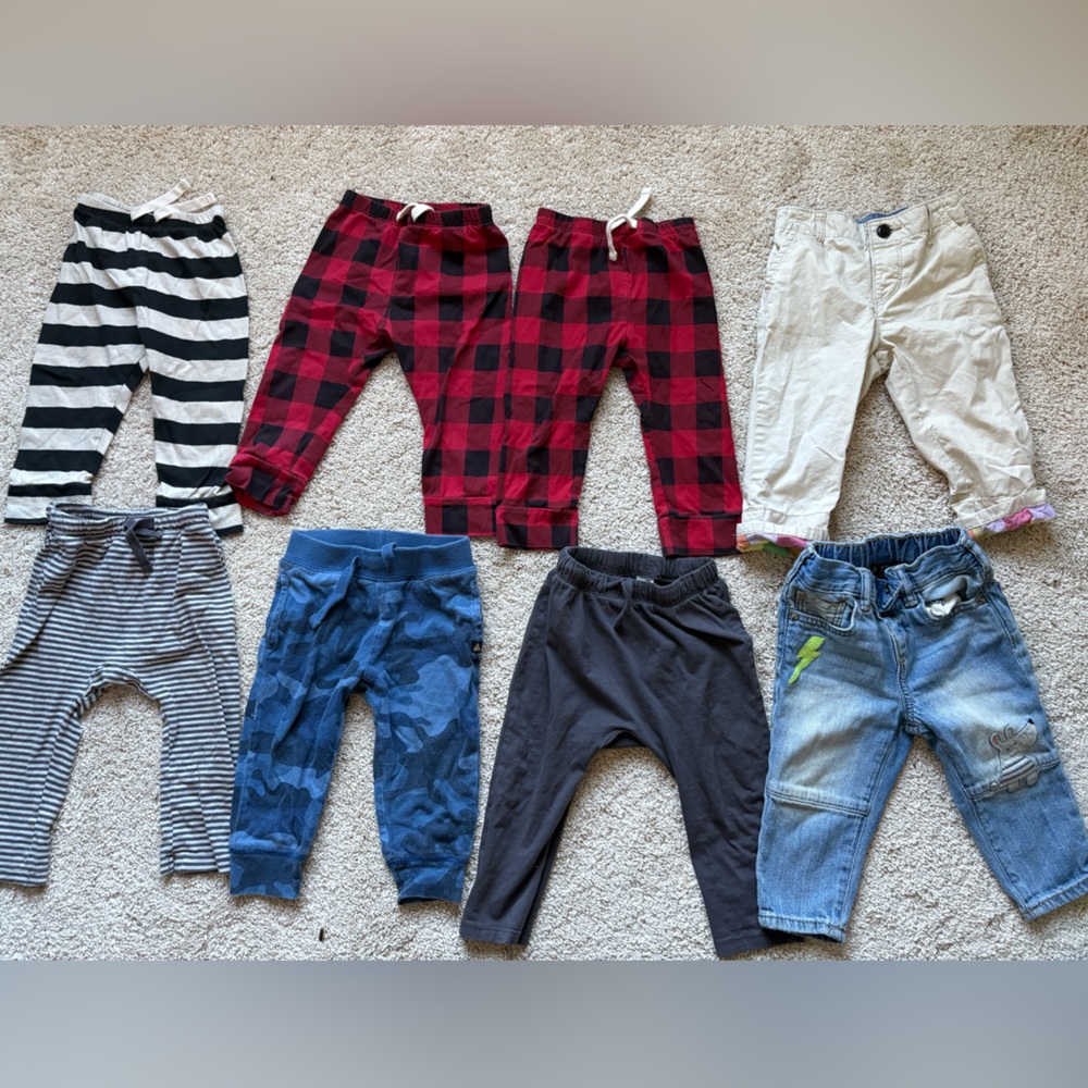 Gap baby boy bundle of pants size 12-18 months, jogger, jean - 8 pieces